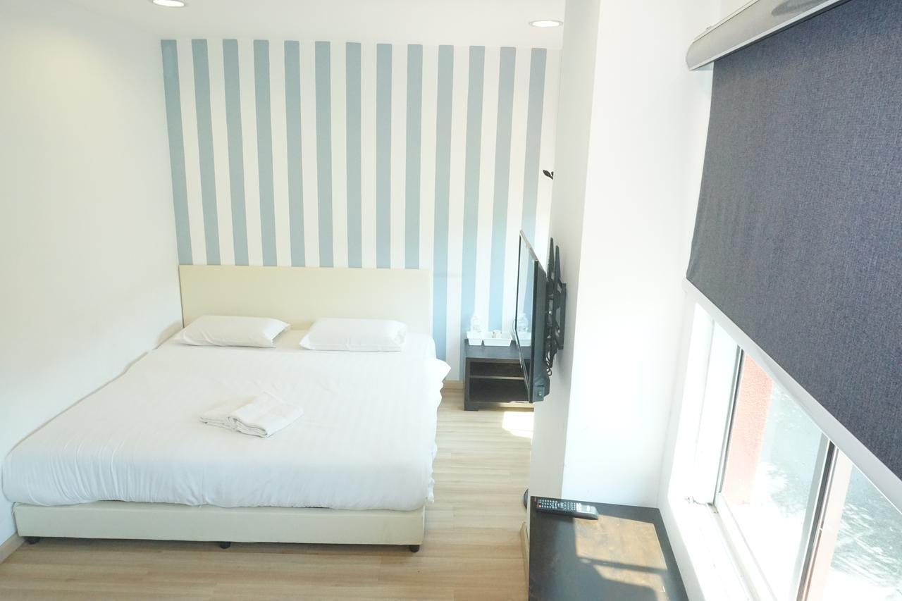 Sun Inns Hotel Айер Керо Стая снимка